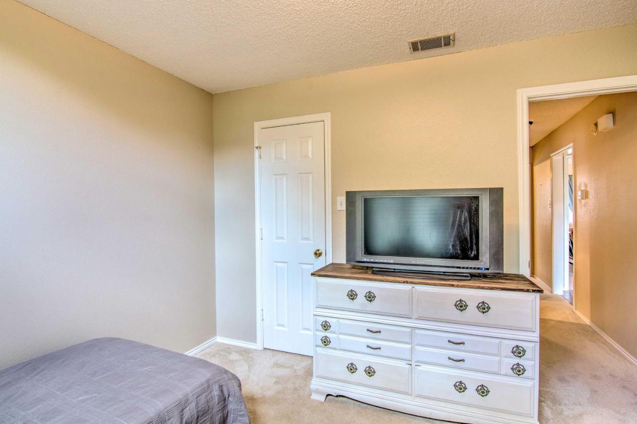 Lubbock Home With Deck And Yard - 8 Miles To Ttu! Экстерьер фото